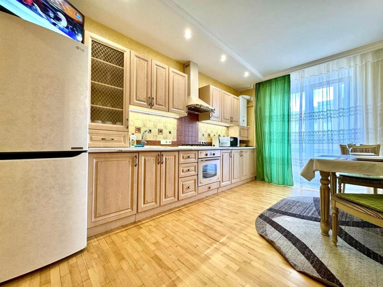 Apartpoltava Вишукані Просторі Апартаменти, Аграрний Університет, Звітна Документація Eksteriør billede